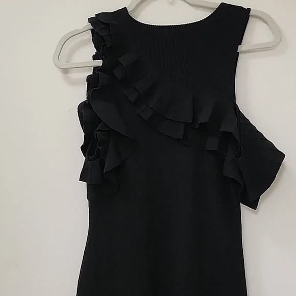 ALC Kellam Black Ribbed Cold Shoulder Ruffle Trim Stretch Knit Midi Dress Large - Picture 12 of 16